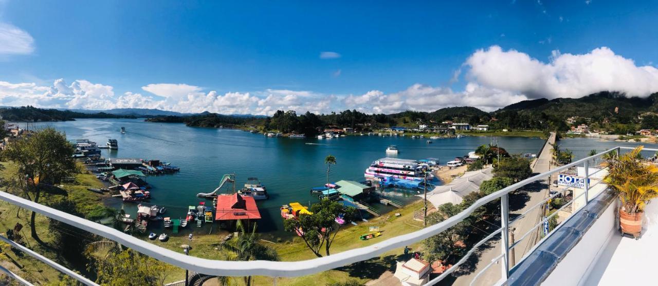 Aptos Vista Al Embalse, Frente Al Lago, Restaurantes, Bares Guatapé Dış mekan fotoğraf